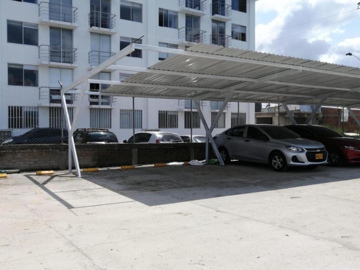 Apartamento Cerca Parque Del Cafe Con Piscina Montenegro Exterior foto