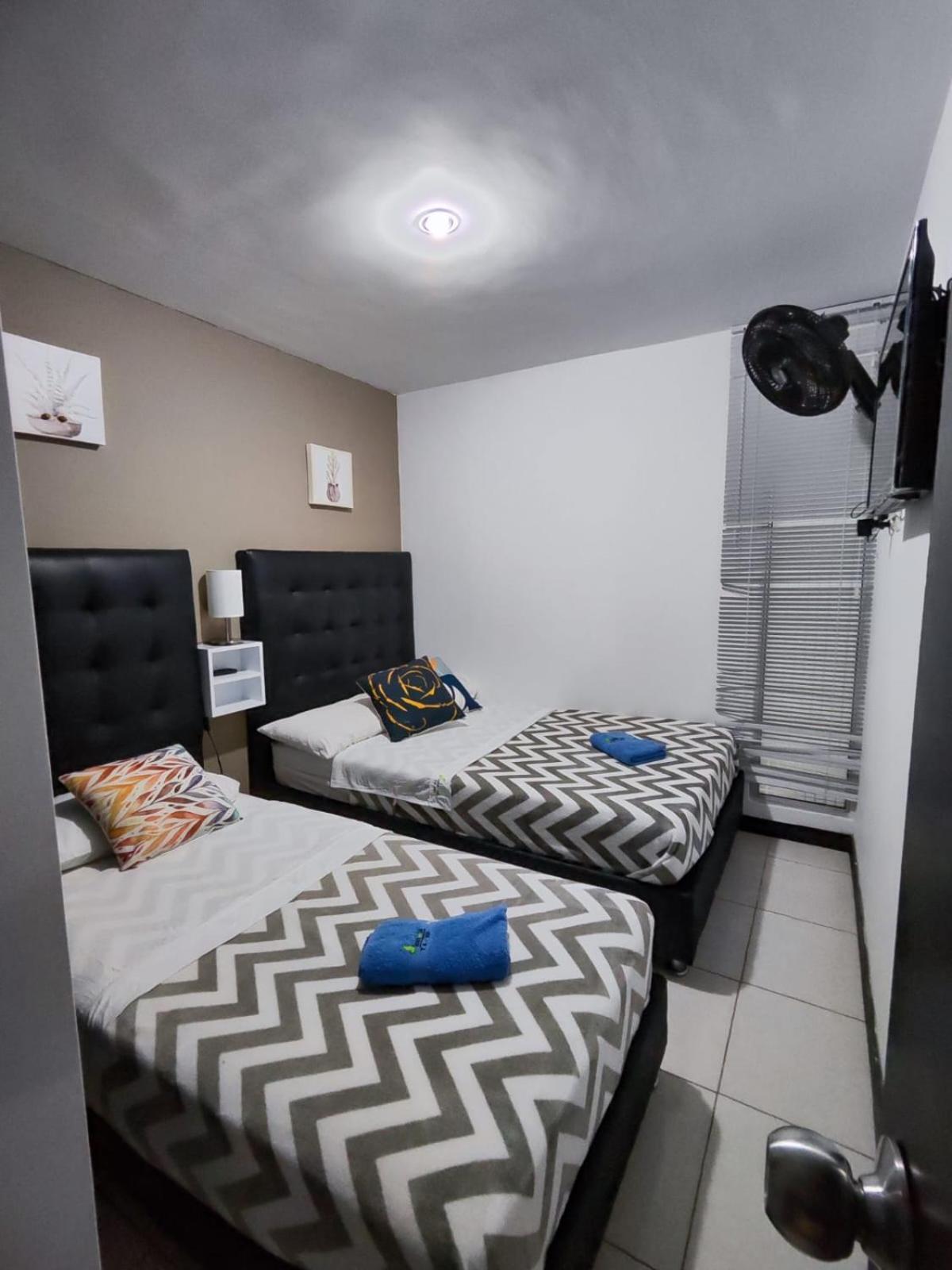 Apartamento Cerca Parque Del Cafe Con Piscina Montenegro Exterior foto